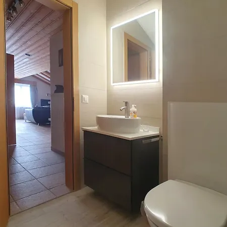 Sonnhuesli Dachwohnung * Saas Fee